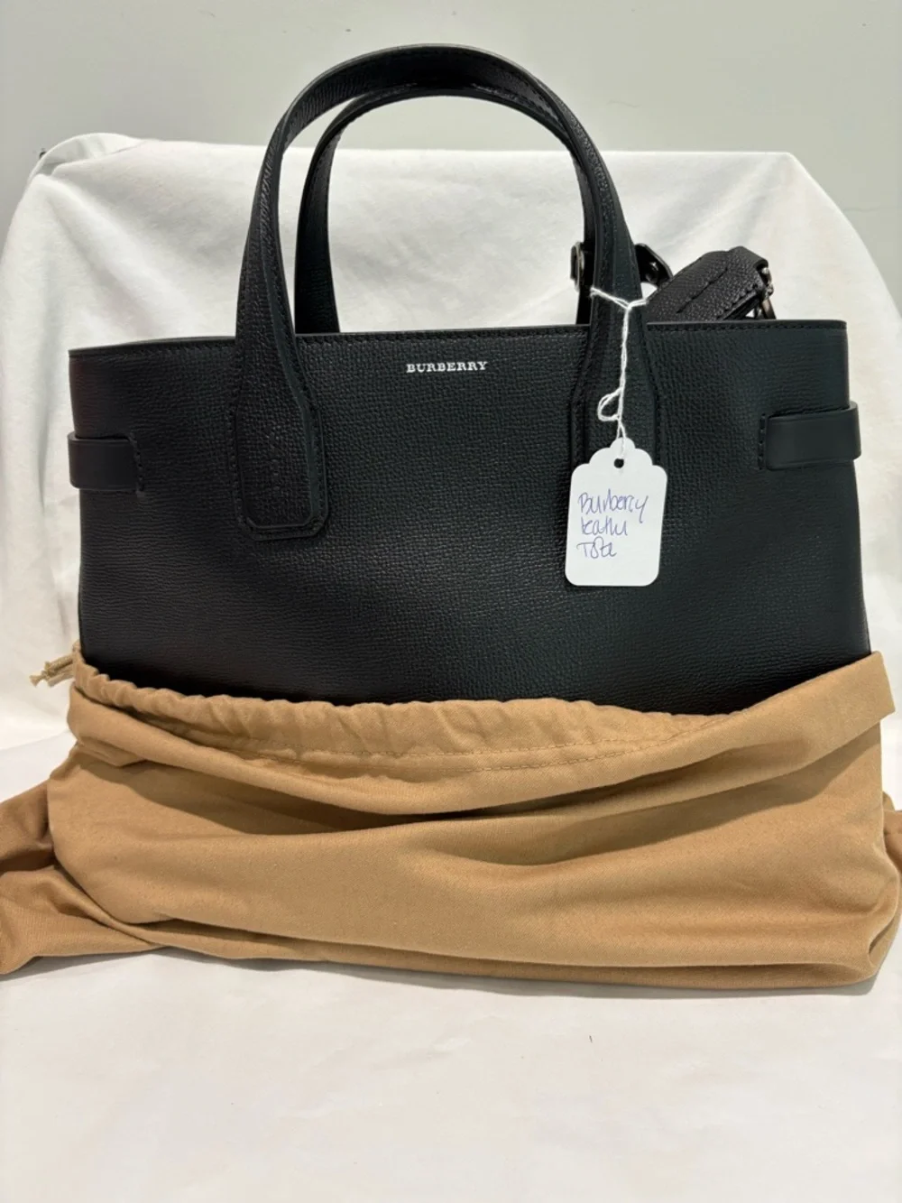 Authentic Burberry Black Banner Derby Leather Tote bag New w/ Dust Bag & Cards - Picture 2 of 14